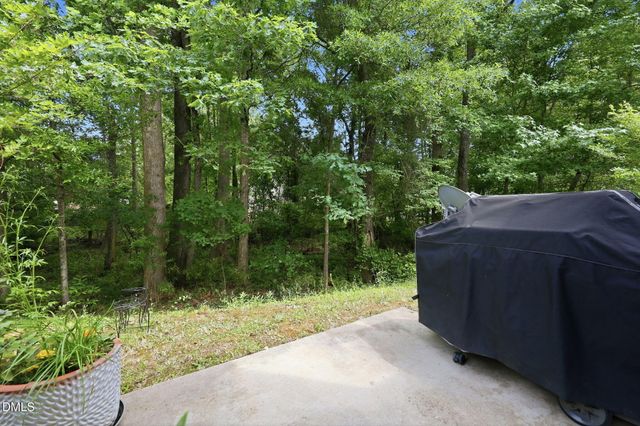 105 Little Meadow Court, Holly Springs, NC 27540
