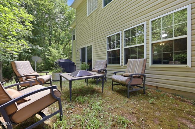 105 Little Meadow Court, Holly Springs, NC 27540