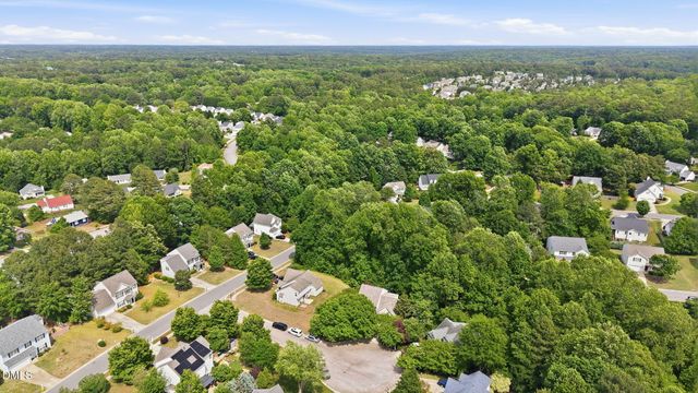 105 Little Meadow Court, Holly Springs, NC 27540