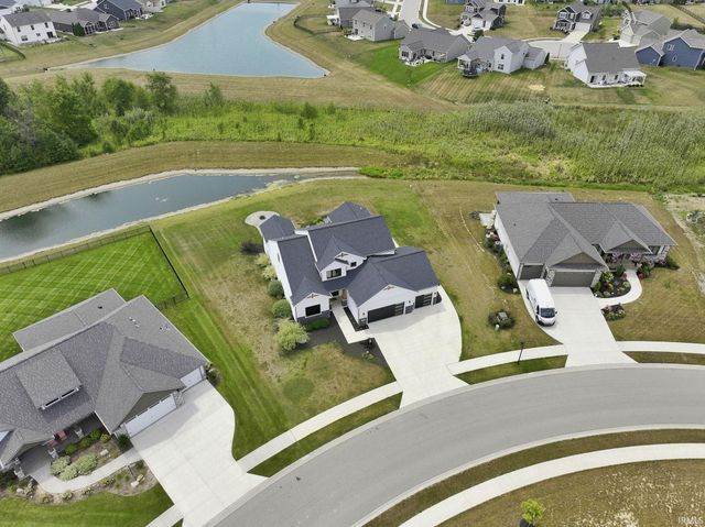 576 Sandringham Pass, Fort Wayne, IN 46845