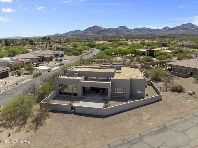 52 Burruel Street, Tubac, AZ 85646