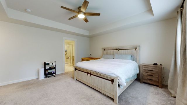 615 Ballard Dr, White House, TN 37188