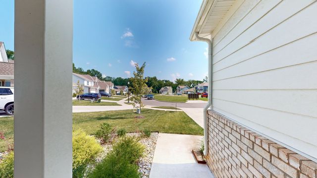 615 Ballard Dr, White House, TN 37188