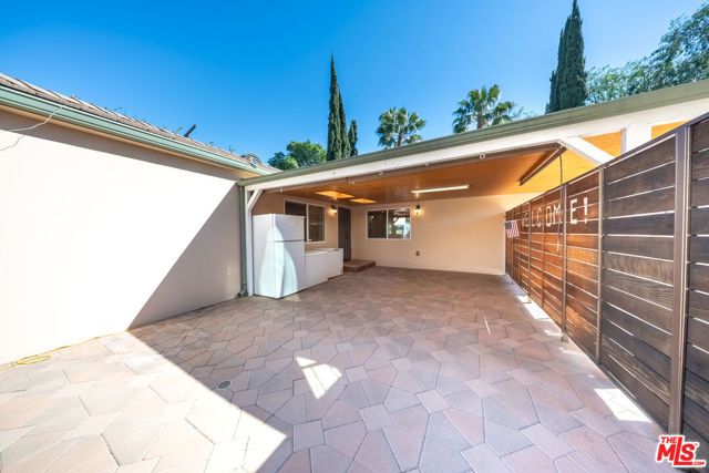 13847 Gilmore Street, Van Nuys (los Angeles), CA 91401