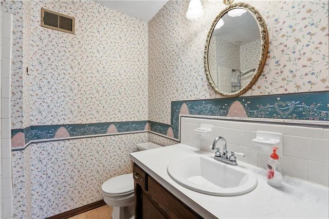 2322 N 74th Street, Kansas City, KS 66109