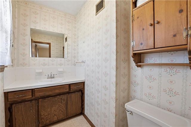 2322 N 74th Street, Kansas City, KS 66109