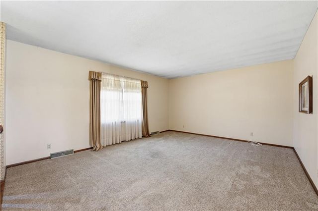 2322 N 74th Street, Kansas City, KS 66109