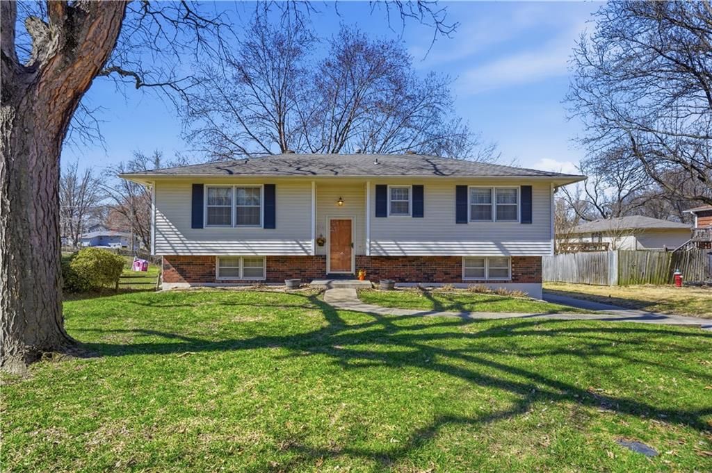 2322 N 74th Street, Kansas City, KS 66109