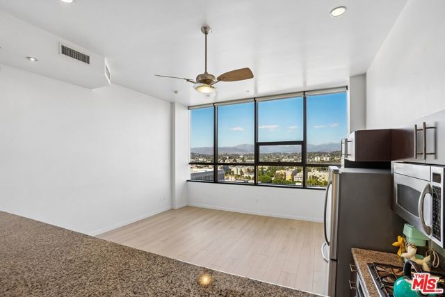 1100 Wilshire Boulevard 1804, Los Angeles, CA 90017