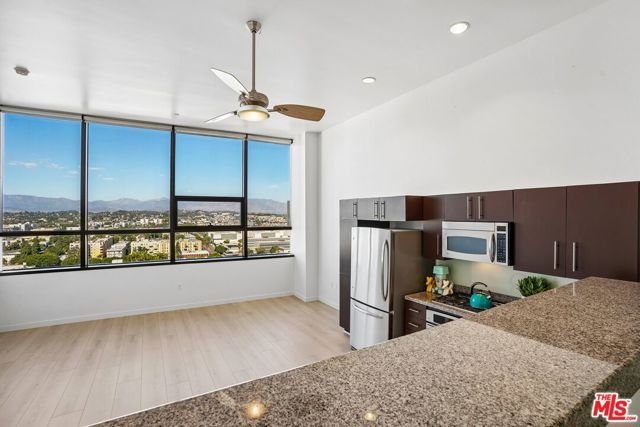 1100 Wilshire Boulevard 1804, Los Angeles, CA 90017