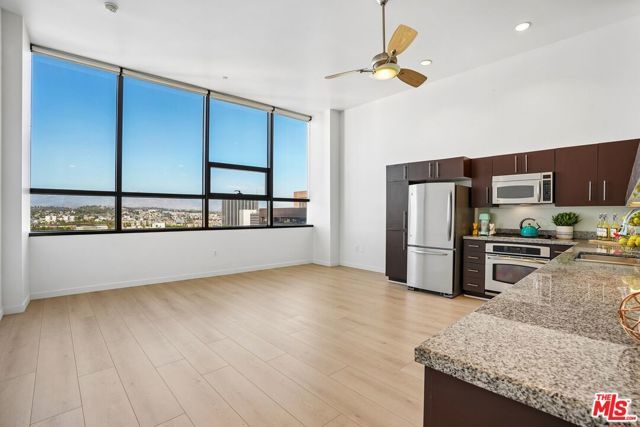 1100 Wilshire Boulevard 1804, Los Angeles, CA 90017