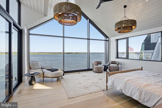 8807 FULTON AVE, Margate City, NJ 08402