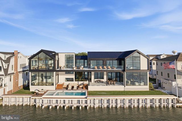 8807 FULTON AVE, Margate City, NJ 08402