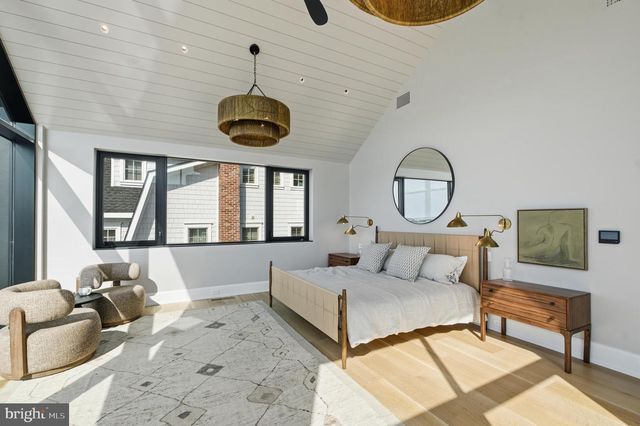 8807 FULTON AVE, Margate City, NJ 08402