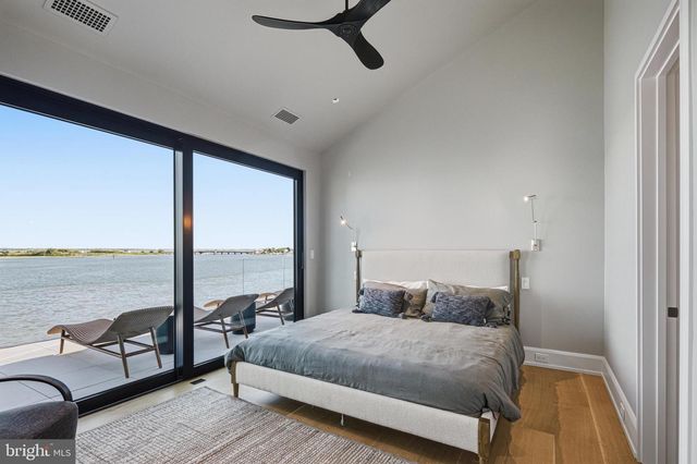 8807 FULTON AVE, Margate City, NJ 08402