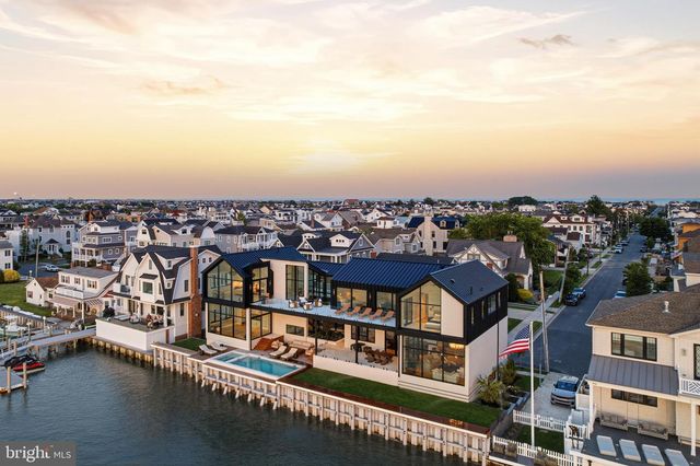 8807 FULTON AVE, Margate City, NJ 08402