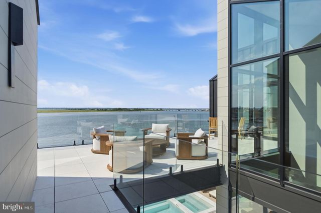 8807 FULTON AVE, Margate City, NJ 08402