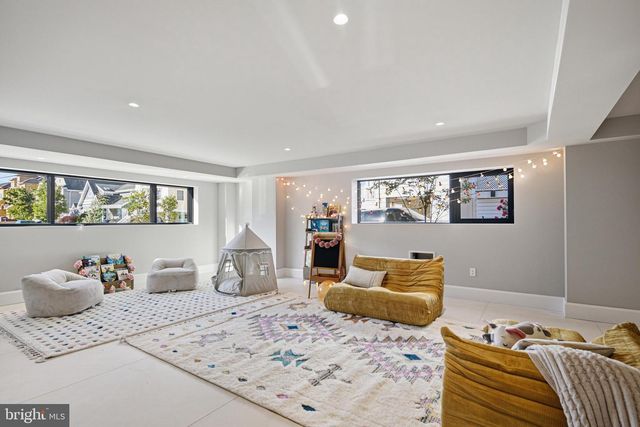 8807 FULTON AVE, Margate City, NJ 08402