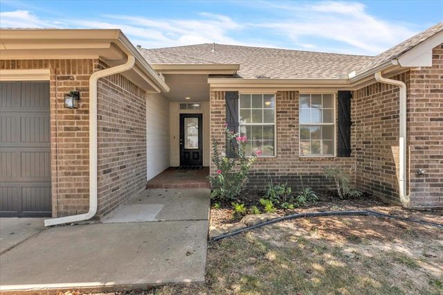 1233 Bradford Place, Edmond, OK 73012