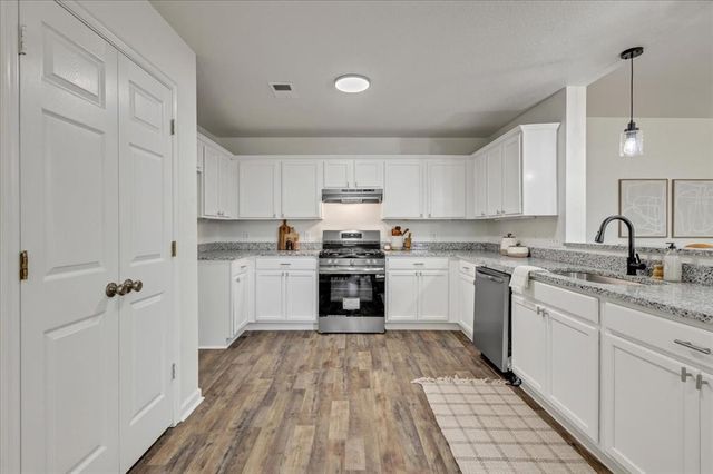 1233 Bradford Place, Edmond, OK 73012