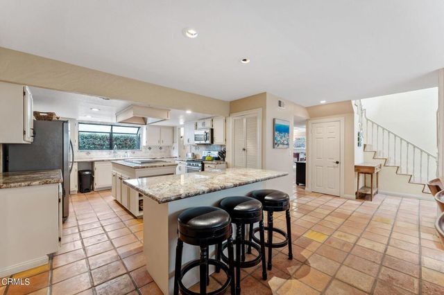 4850 Amalfi Way, Oxnard, CA 93035