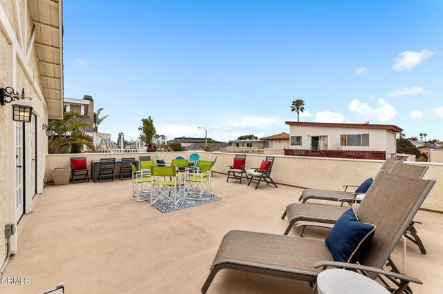 4850 Amalfi Way, Oxnard, CA 93035