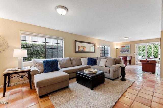 4850 Amalfi Way, Oxnard, CA 93035