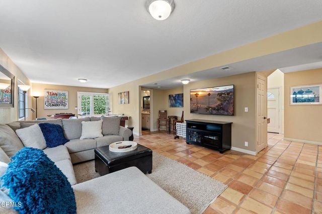 4850 Amalfi Way, Oxnard, CA 93035