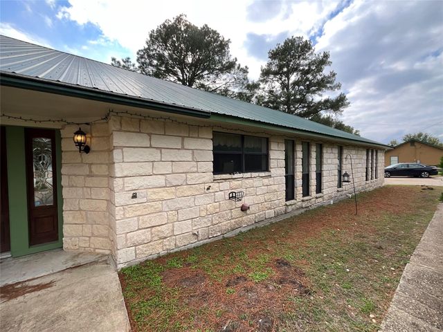 116 Shore Front DR, Bastrop, TX 78602