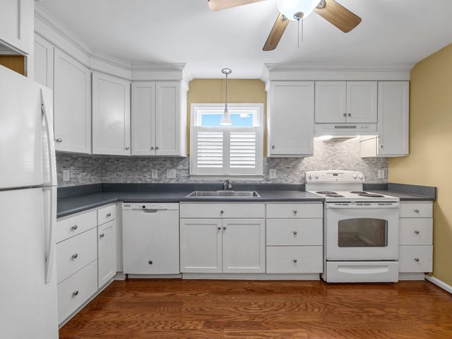 106 Buckstone Lane, Spartanburg, SC 29307