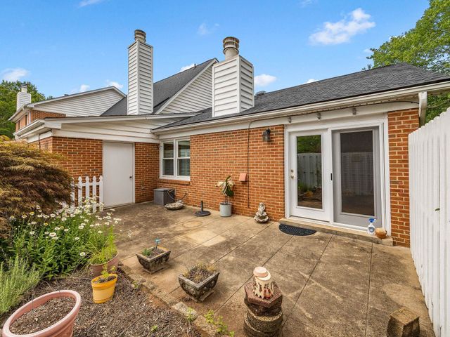 106 Buckstone Lane, Spartanburg, SC 29307