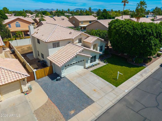 4266 E MILLBRAE Lane, Gilbert, AZ 85234