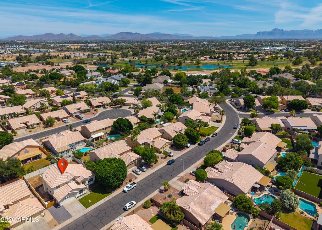 Image 62 of property listing at 4266 E MILLBRAE Lane, Gilbert, AZ 85234