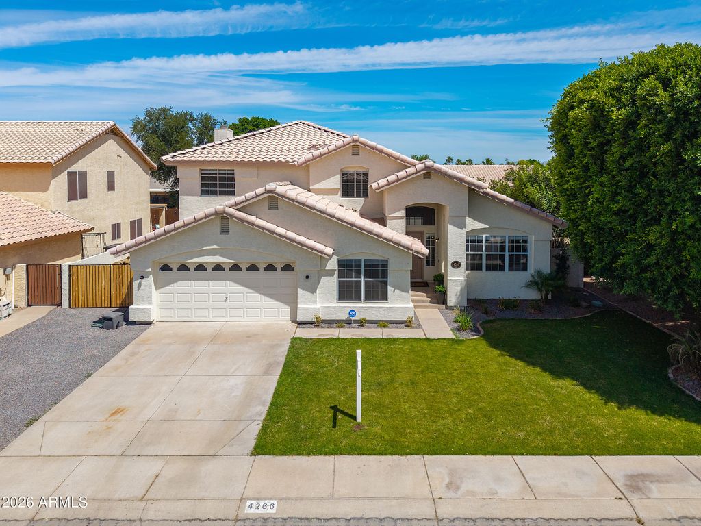 Image 65 of property listing at 4266 E MILLBRAE Lane, Gilbert, AZ 85234