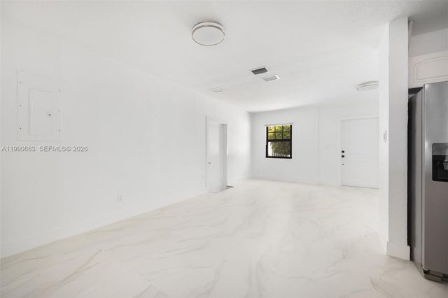 3640 SW 13th St, Miami, FL 33145