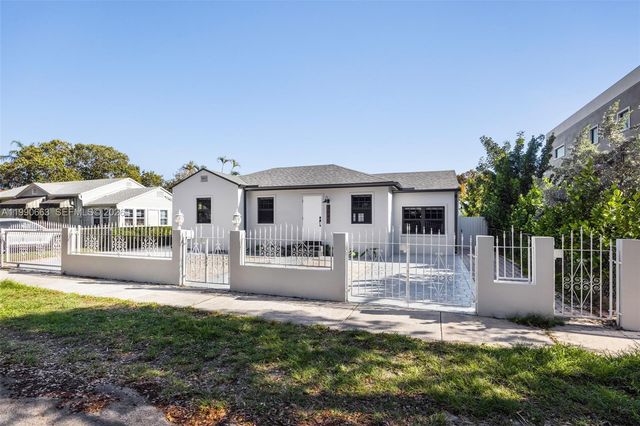 3640 SW 13th St, Miami, FL 33145