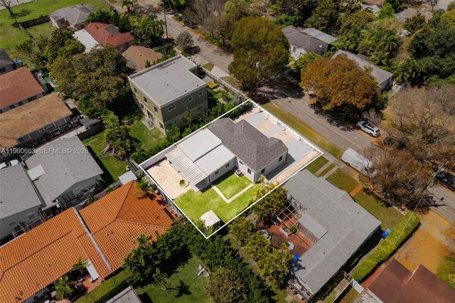 3640 SW 13th St, Miami, FL 33145