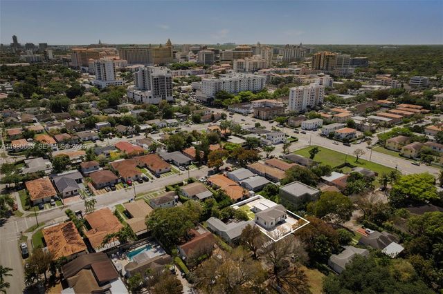 3640 SW 13th St, Miami, FL 33145