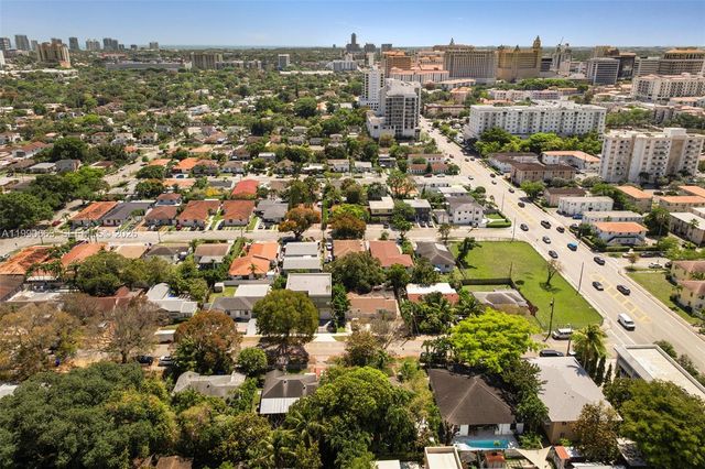 3640 SW 13th St, Miami, FL 33145