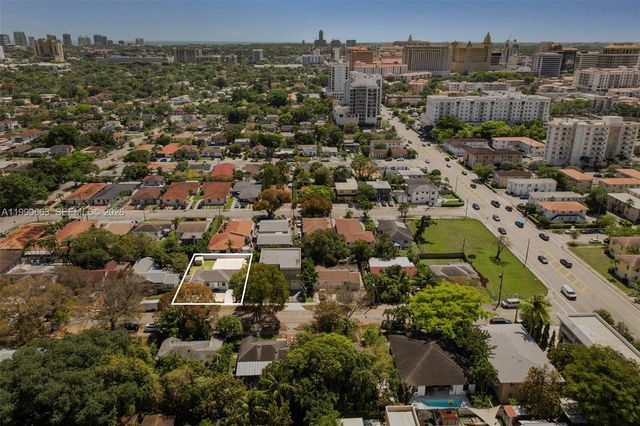 3640 SW 13th St, Miami, FL 33145