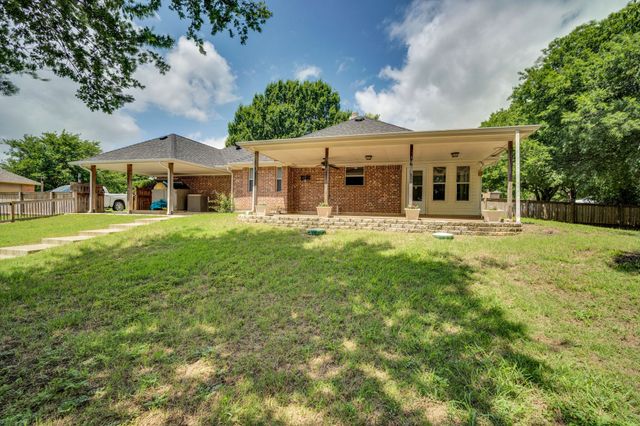 6202 Vicney Lane, Midlothian, TX 76065