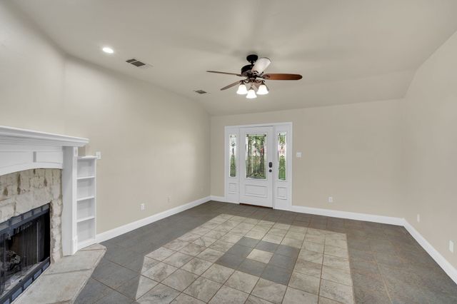 6202 Vicney Lane, Midlothian, TX 76065