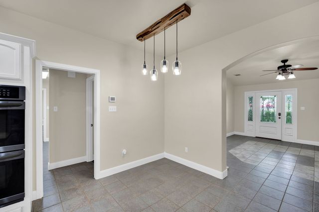 6202 Vicney Lane, Midlothian, TX 76065