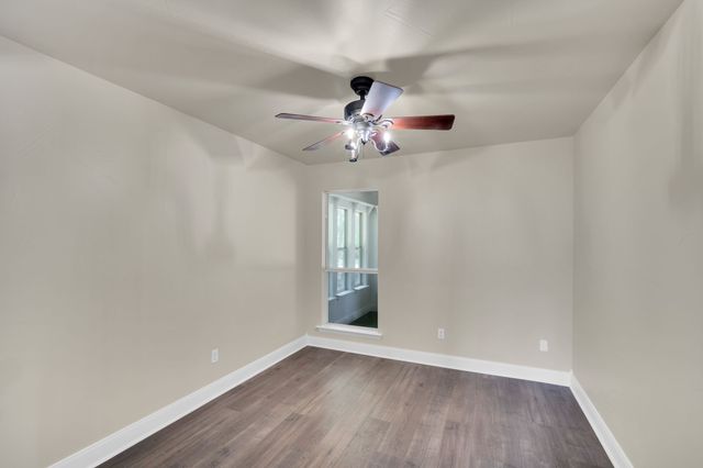 6202 Vicney Lane, Midlothian, TX 76065