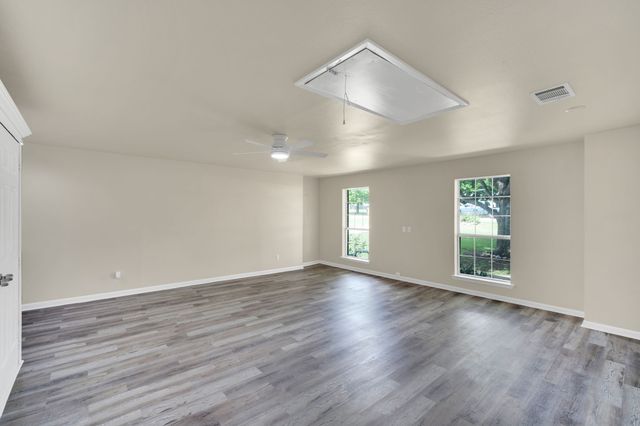 6202 Vicney Lane, Midlothian, TX 76065