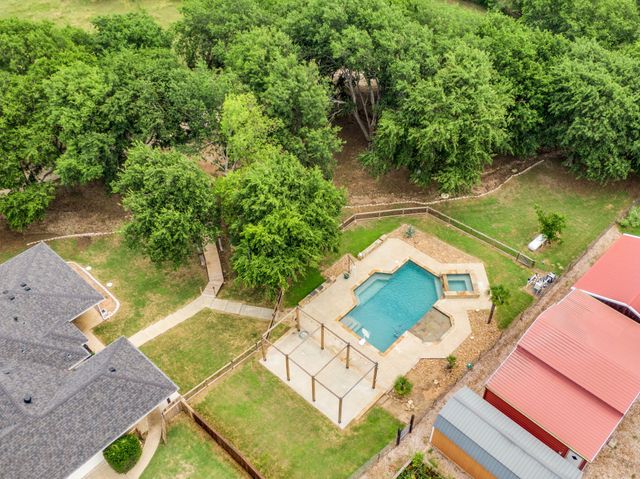 6202 Vicney Lane, Midlothian, TX 76065