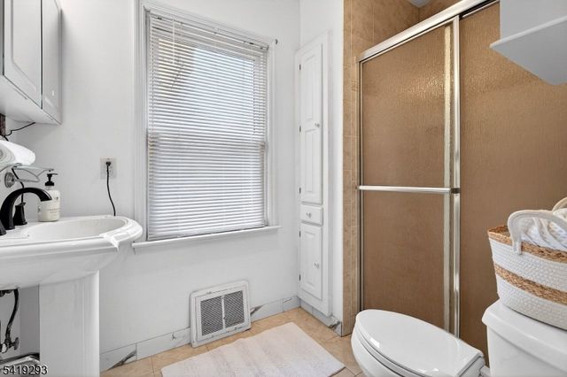 337 Boulevard, Pequannock Twp., NJ 07444