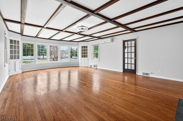 337 Boulevard, Pequannock Twp., NJ 07444