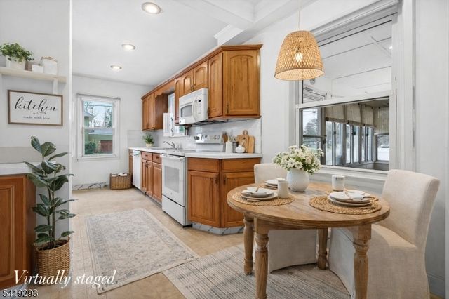 337 Boulevard, Pequannock Twp., NJ 07444