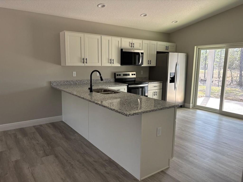 Image 8 of property listing at 6604 N ROLAND DRIVE, Dunnellon, FL 34433